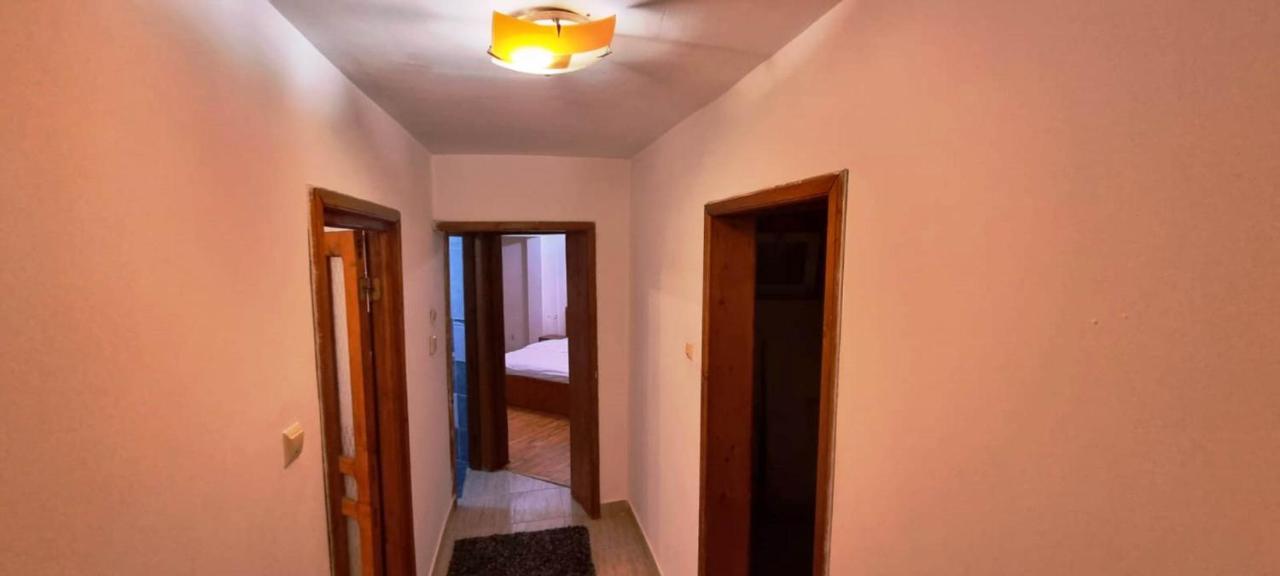 Apartament Florina Διαμέρισμα Κονστάντζα Εξωτερικό φωτογραφία